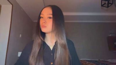 LoreanSandoral live cam on Cam4