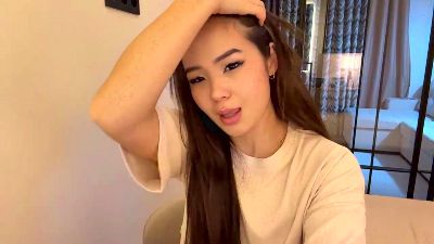 LoreanSandoral live cam on Cam4