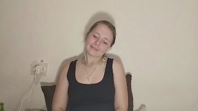 LoreleiPoot live cam on Cam4