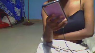 Lorenah2 live cam on Cam4