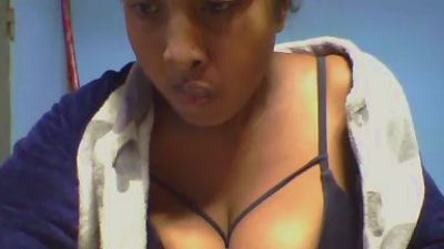 Lorenah2 live cam on Cam4