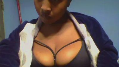 Lorenah2 live cam on Cam4