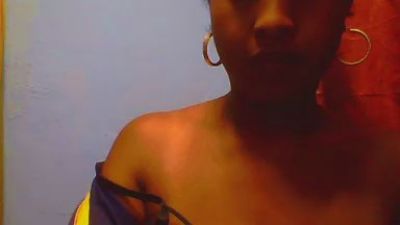 Lorenah2 live cam on Cam4
