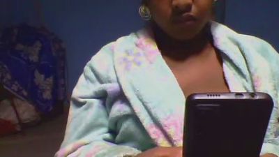 Lorenah2 live cam on Cam4