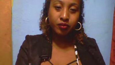 Lorenah2 live cam on Cam4