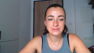 LorenneAngel live cam on Cam4