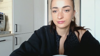 LorenneAngel live cam on Cam4