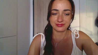 LorenneAngel live cam on Cam4