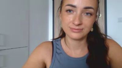 LorenneAngel live cam on Cam4