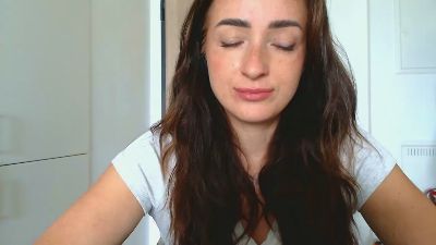LorenneAngel live cam on Cam4