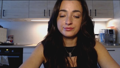 LorenneAngel live cam on Cam4