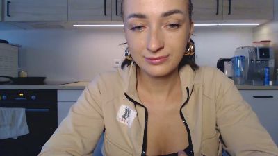 LorenneAngel live cam on Cam4