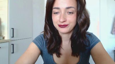 LorenneAngel live cam on Cam4