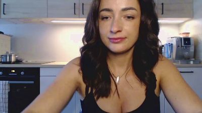 LorenneAngel live cam on Cam4