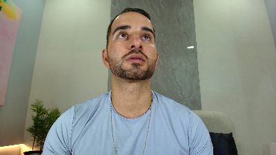 Lorenzo_Walker live cam on Cam4