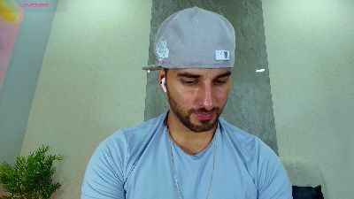 Lorenzo_Walker live cam on Cam4