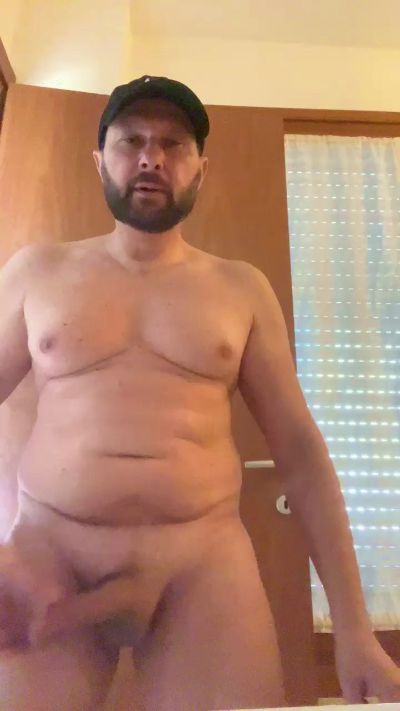 Lorenzotto_2020 live cam on Cam4