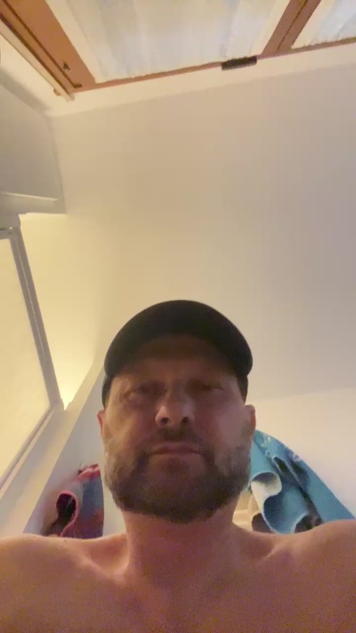 Lorenzotto_2020 live cam on Cam4