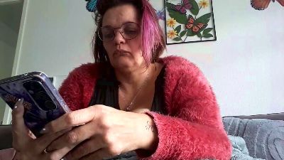 Lorenzz3347 live cam on Cam4