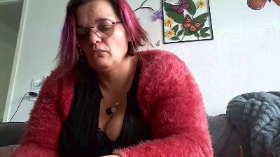 Lorenzz3347 live cam on Cam4