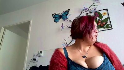 Lorenzz3347 live cam on Cam4