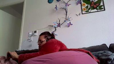 Lorenzz3347 live cam on Cam4