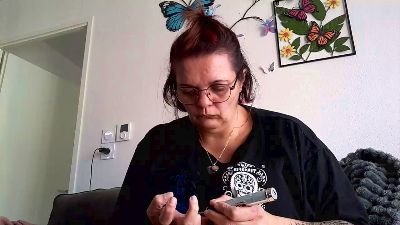 Lorenzz3347 live cam on Cam4