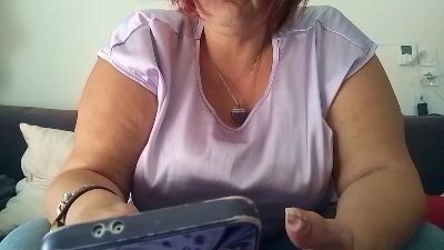 Lorenzz3347 live cam on Cam4