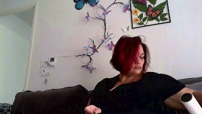 Lorenzz3347 live cam on Cam4