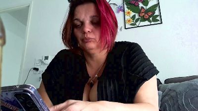 Lorenzz3347 live cam on Cam4
