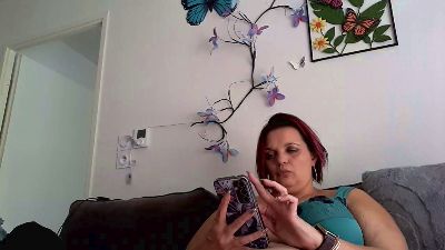 Lorenzz3347 live cam on Cam4