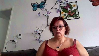 Lorenzz3347 live cam on Cam4