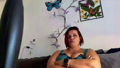 Lorenzz3347 live cam on Cam4