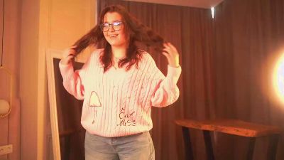 LoretteSwiney live cam on Cam4