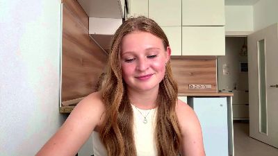 LoriaWheatly live cam on Cam4