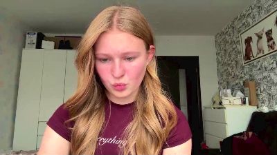 LoriaWheatly live cam on Cam4