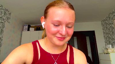LoriaWheatly live cam on Cam4