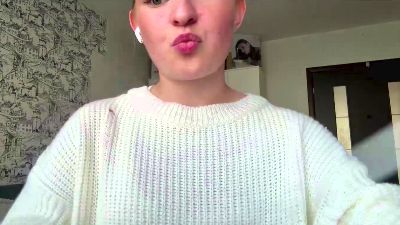 LoriaWheatly live cam on Cam4