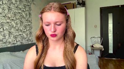 LoriaWheatly live cam on Cam4