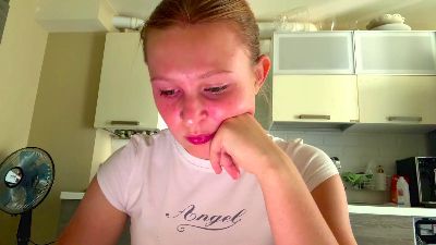 LoriaWheatly live cam on Cam4