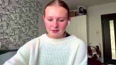LoriaWheatly live cam on Cam4