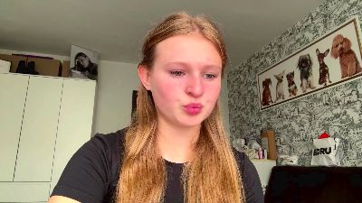 LoriaWheatly live cam on Cam4