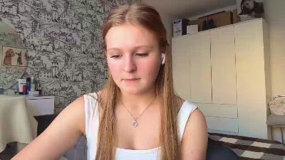 LoriaWheatly live cam on Cam4