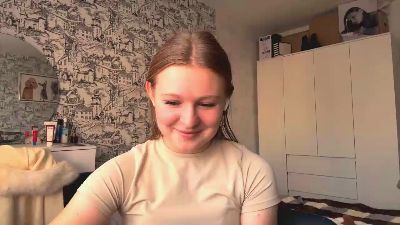 LoriaWheatly live cam on Cam4