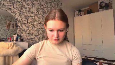 LoriaWheatly live cam on Cam4
