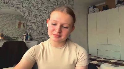 LoriaWheatly live cam on Cam4