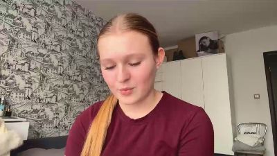 LoriaWheatly live cam on Cam4