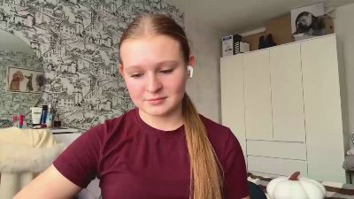 LoriaWheatly live cam on Cam4