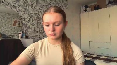 LoriaWheatly live cam on Cam4