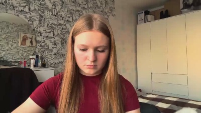 LoriaWheatly live cam on Cam4